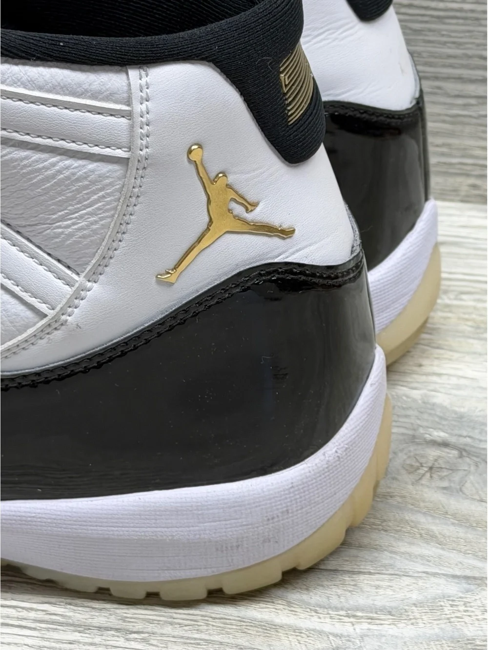 Air Jordan 11 Retro Concord White Black Gold Basketball Shoes Men's Size 11